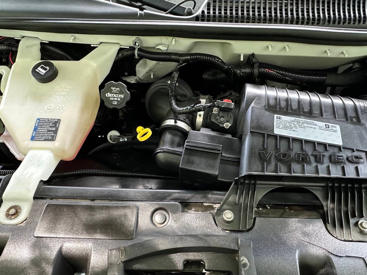 2018 Chevrolet Express Cargo Work Van - Photo 46