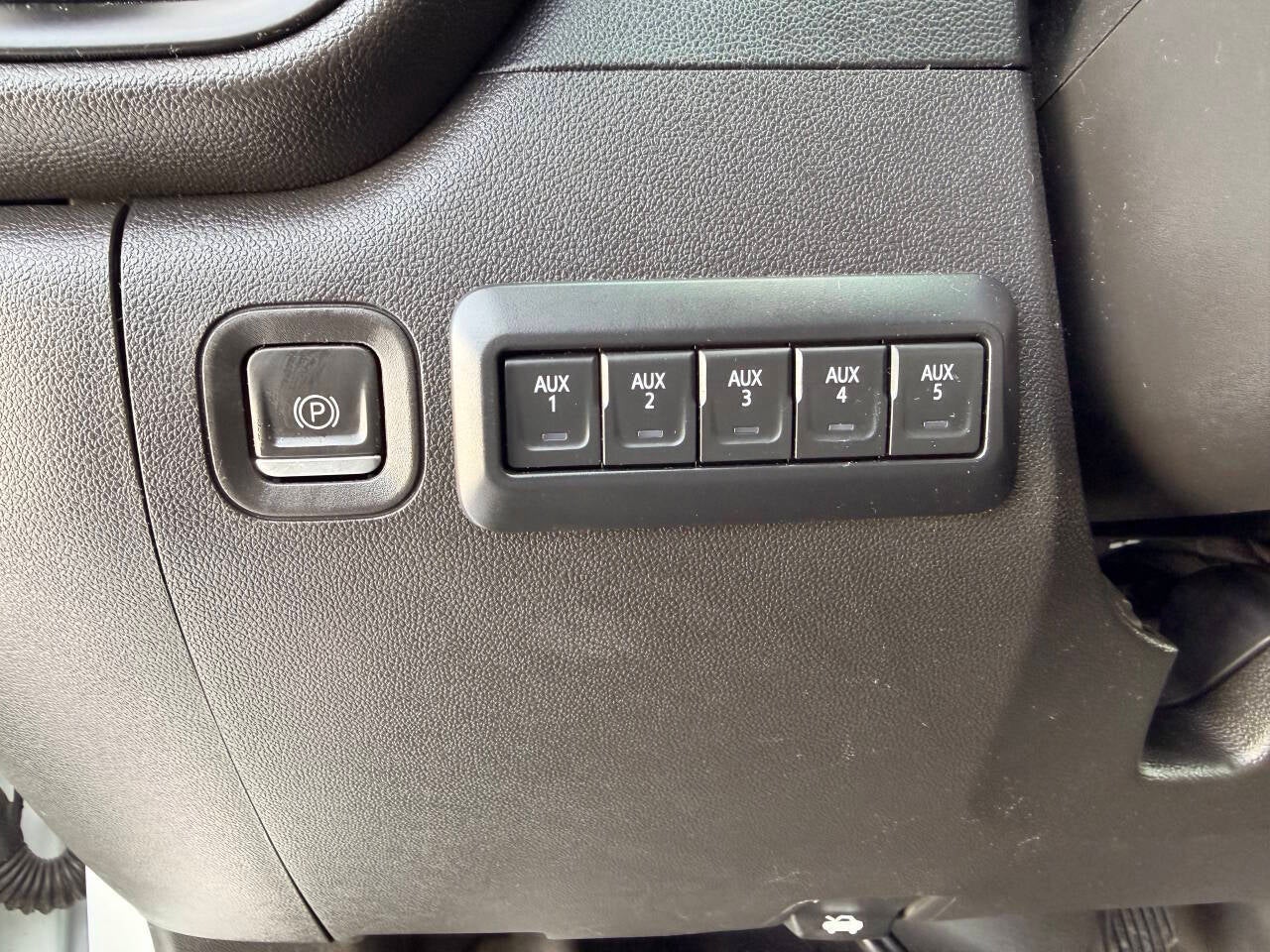 2022 GMC Sierra 3500HD Pro 4x4 4dr Double Cab LB SRW