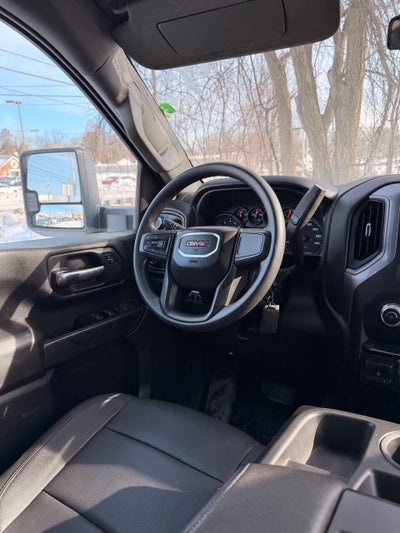 2022 GMC Sierra 3500HD Pro 4x4 4dr Double Cab LB SRW