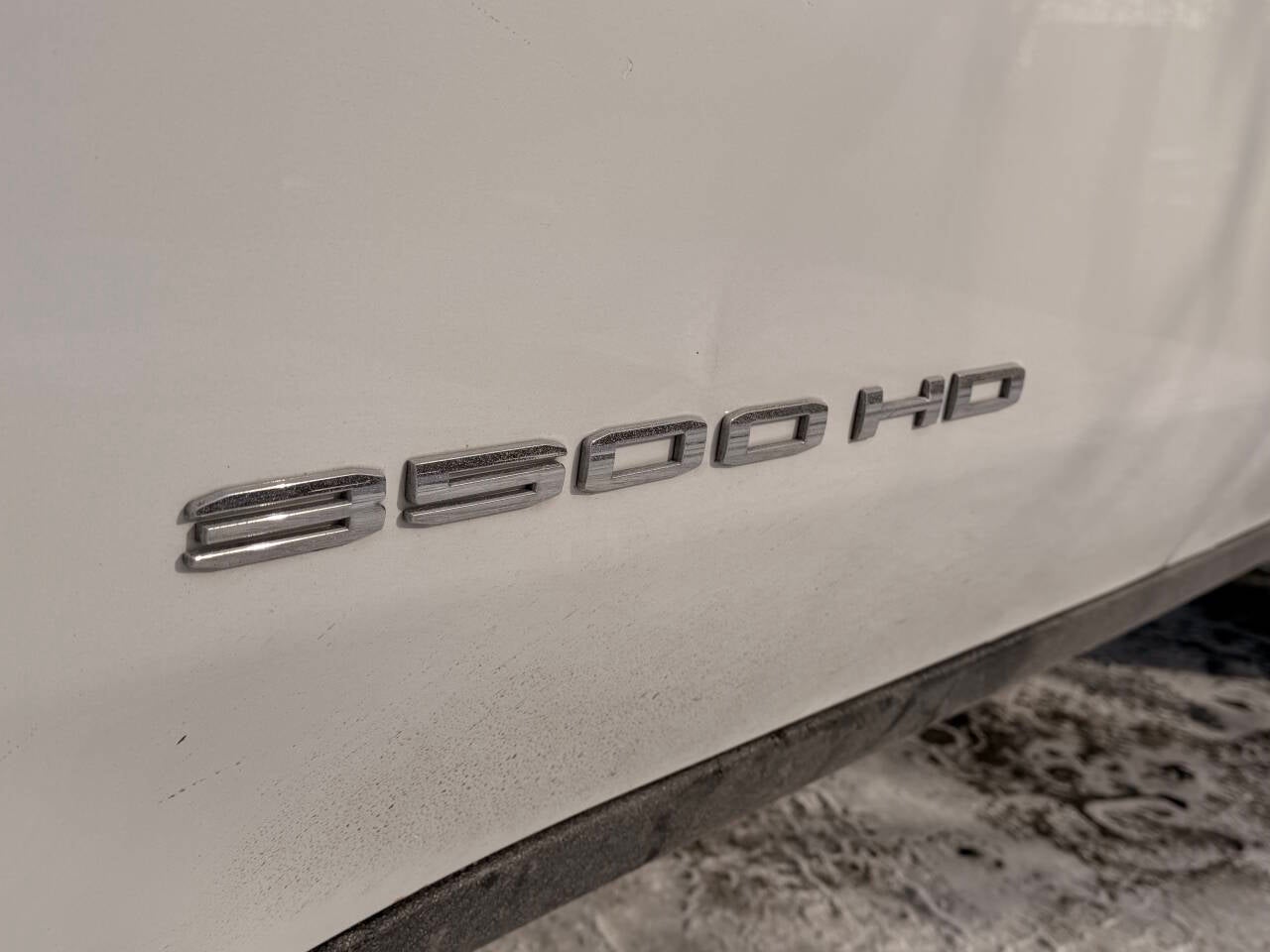 2022 GMC Sierra 3500HD Pro 4x4 4dr Double Cab LB SRW