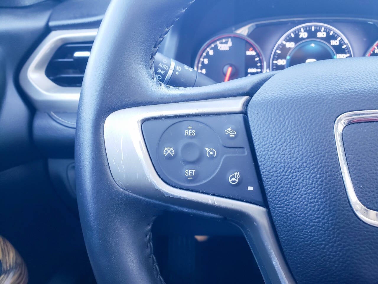 2017 GMC Acadia Denali 4x4 4dr SUV