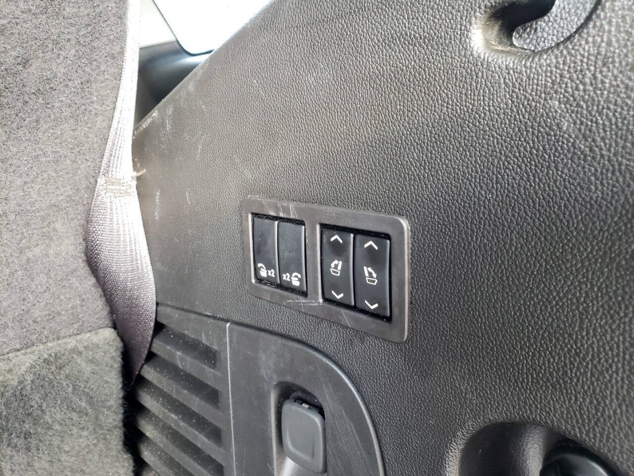 2020 GMC Yukon SLT 4x4 4dr SUV