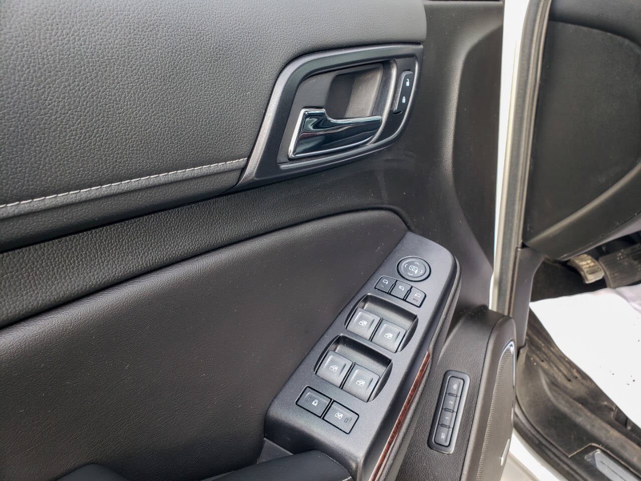 2020 GMC Yukon SLT 4x4 4dr SUV