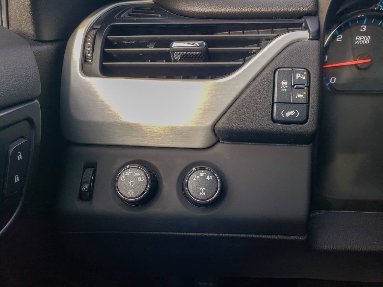 2020 GMC Yukon SLT 4x4 4dr SUV