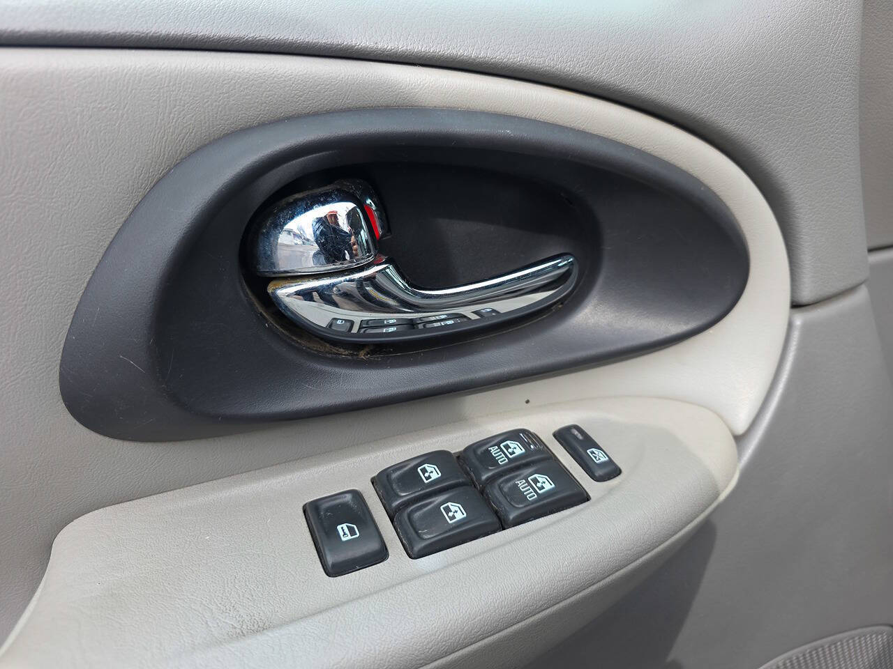 2007 Chevrolet TrailBlazer LS 4dr SUV