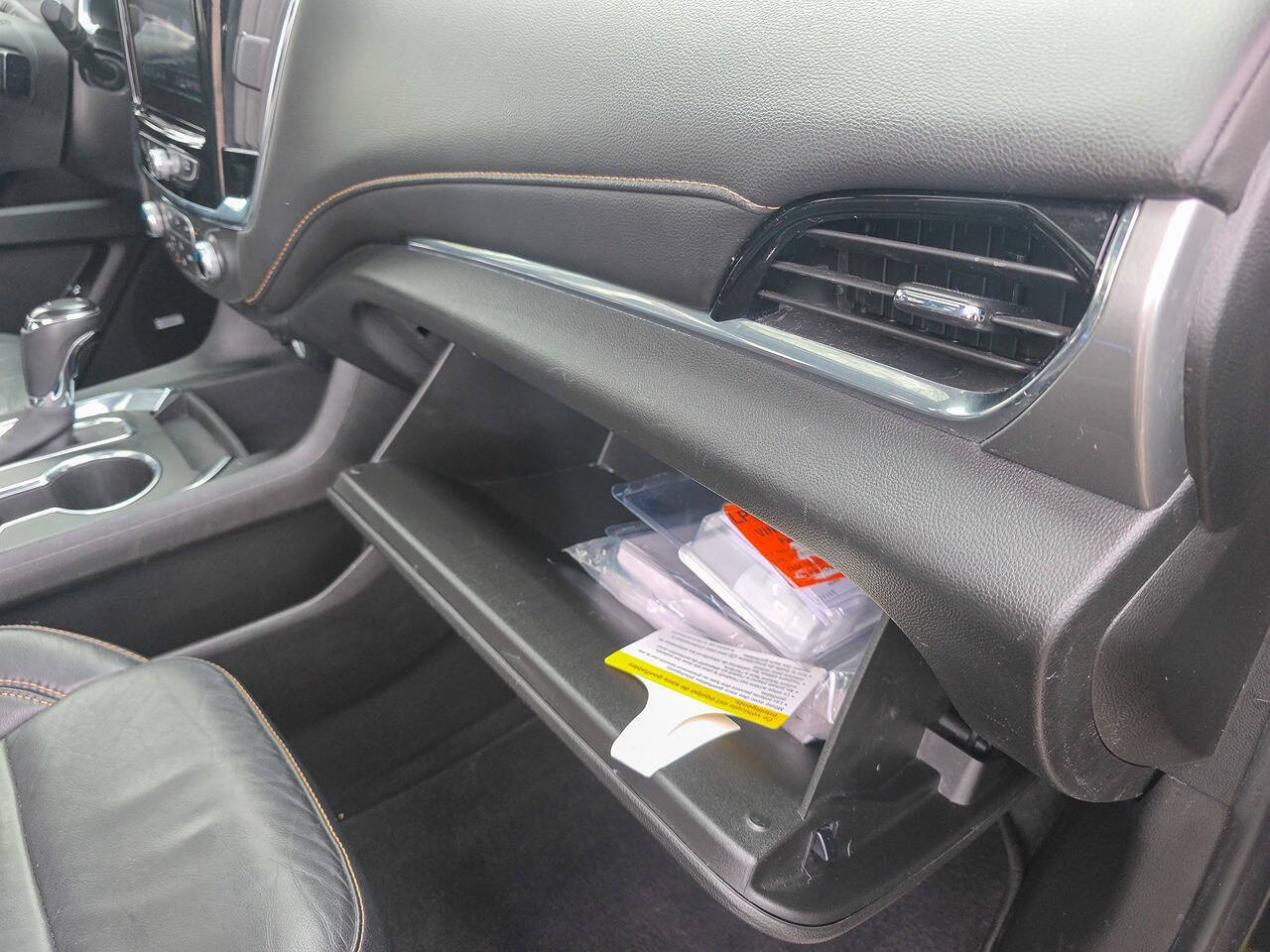 2020 Chevrolet Traverse LT Leather 4dr SUV