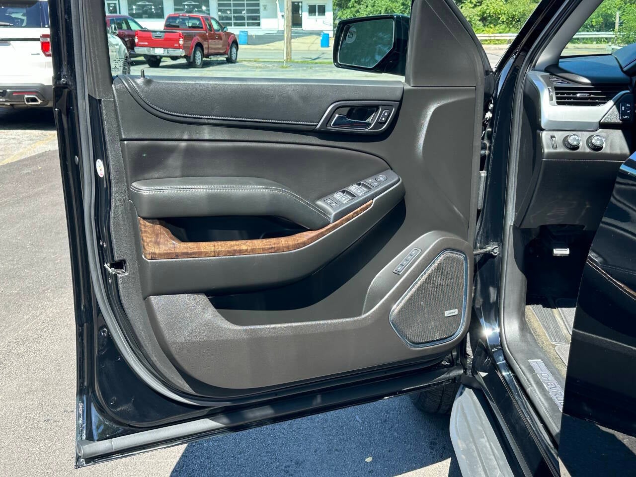 2017 Chevrolet Tahoe LT 4x4 4dr SUV