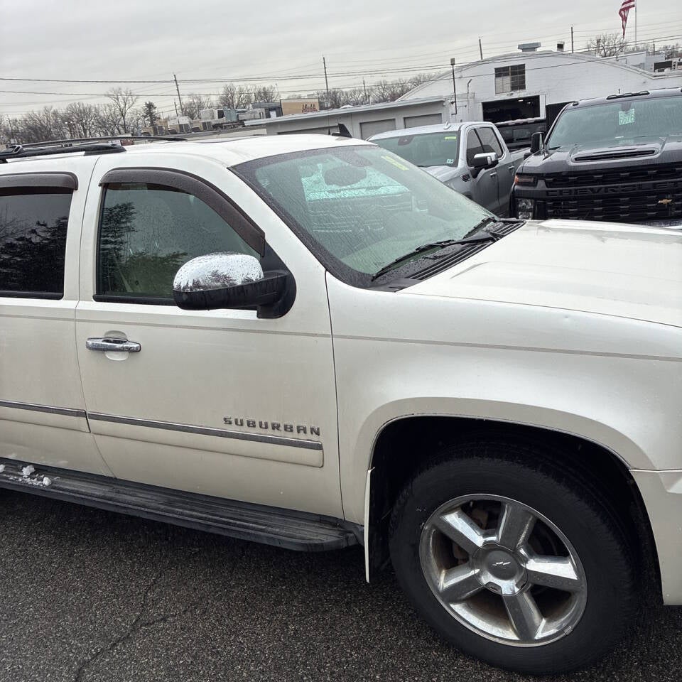 2012 Chevrolet Suburban LTZ 4x4 4dr SUV
