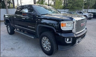 2016 GMC Sierra 2500HD Denali 4x4 4dr Crew Cab SB