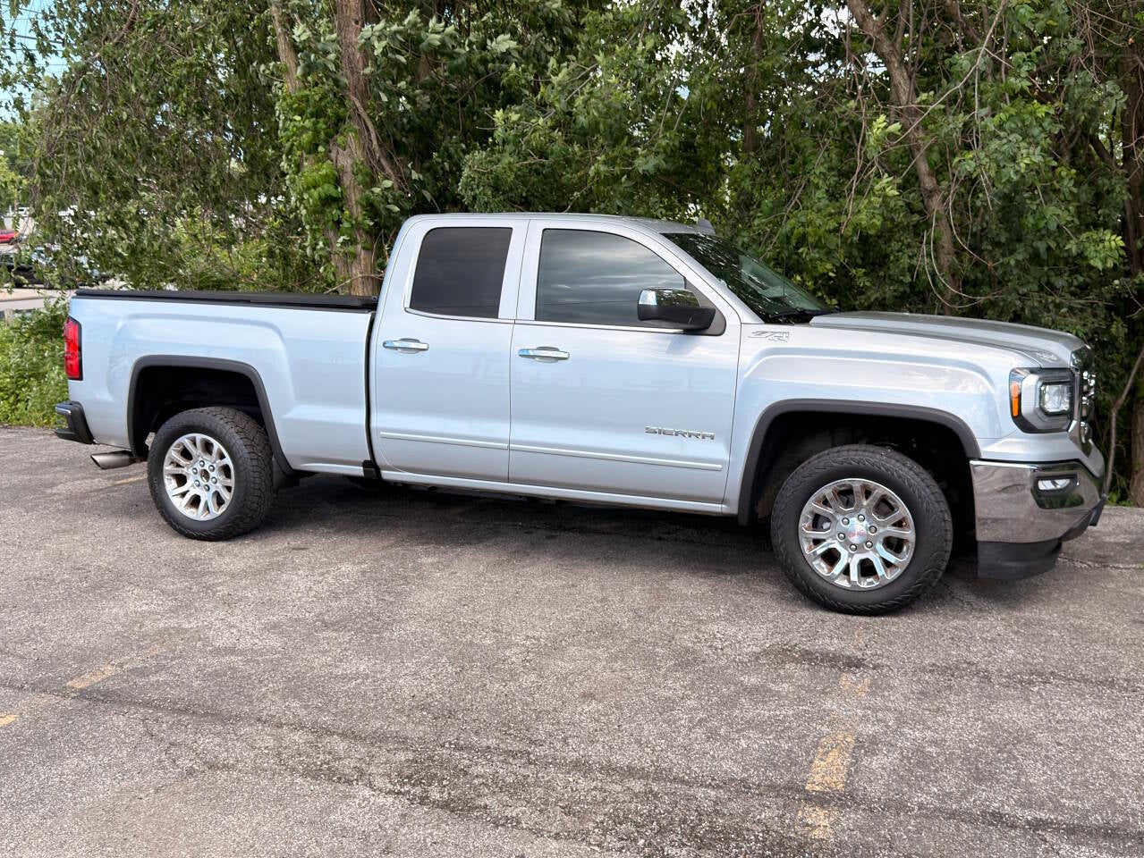 2018 GMC Sierra 1500 SLE 4x4 4dr Double Cab 6.5 ft. SB