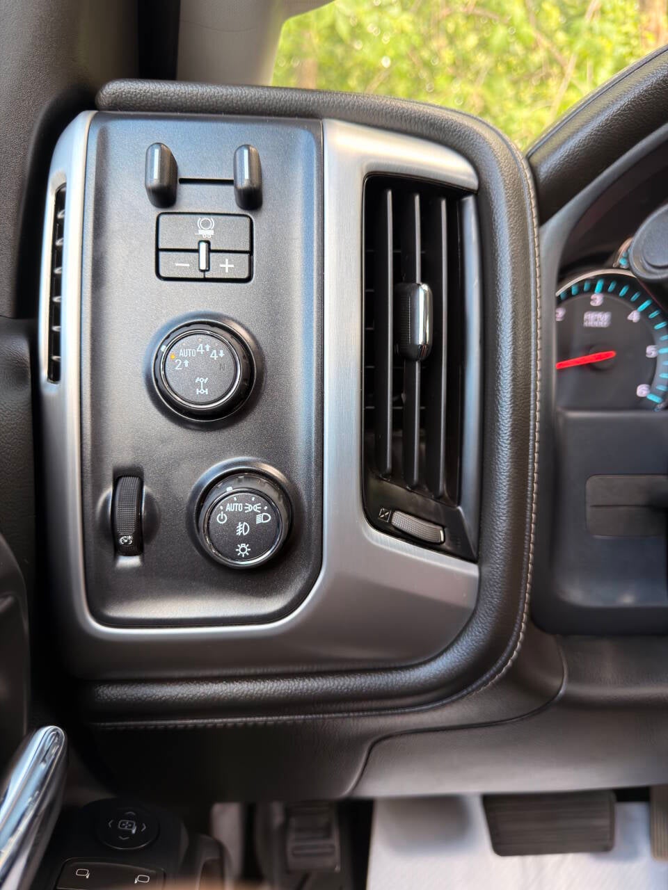 2018 GMC Sierra 1500 SLE 4x4 4dr Double Cab 6.5 ft. SB
