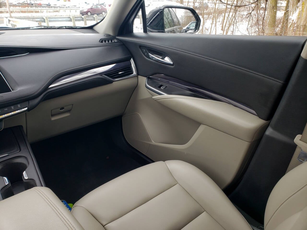 2021 Cadillac XT4 Luxury 4x4 4dr Crossover