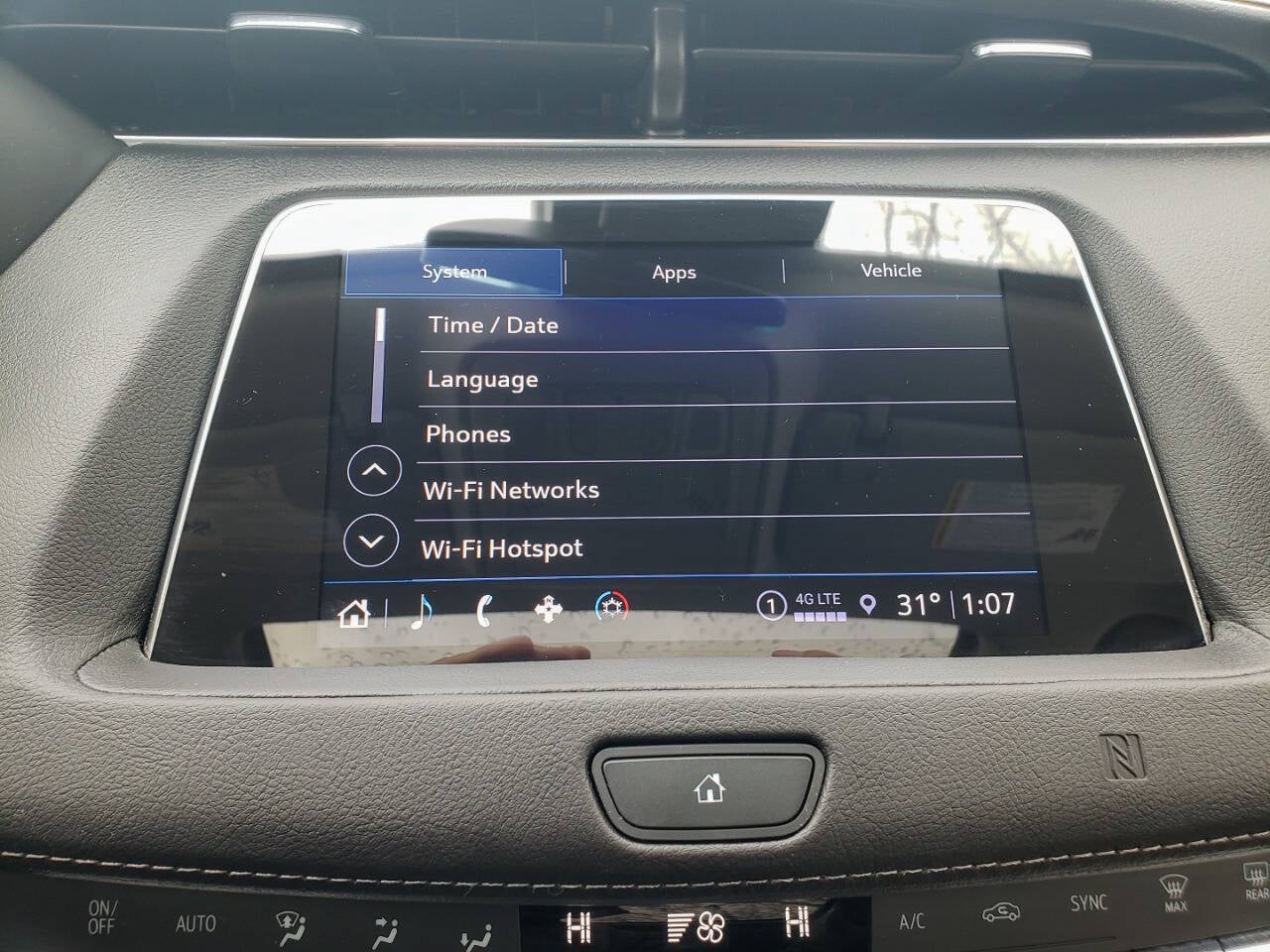 2021 Cadillac XT4 Luxury 4x4 4dr Crossover