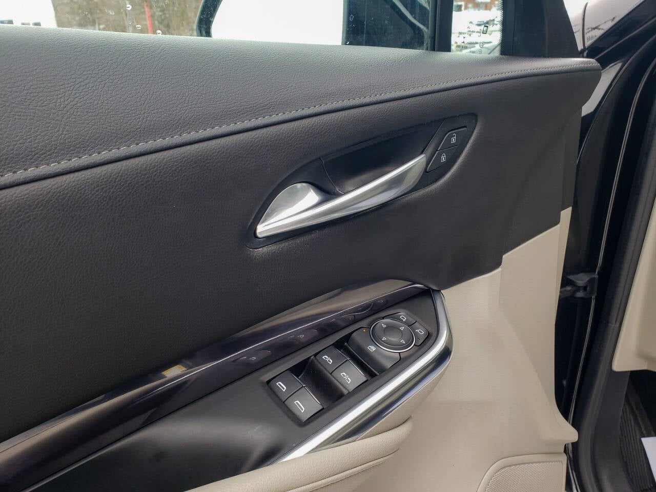 2021 Cadillac XT4 Luxury 4x4 4dr Crossover