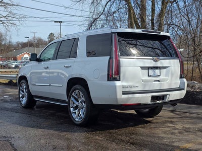 2018 Cadillac Escalade Luxury 4x4 4dr SUV