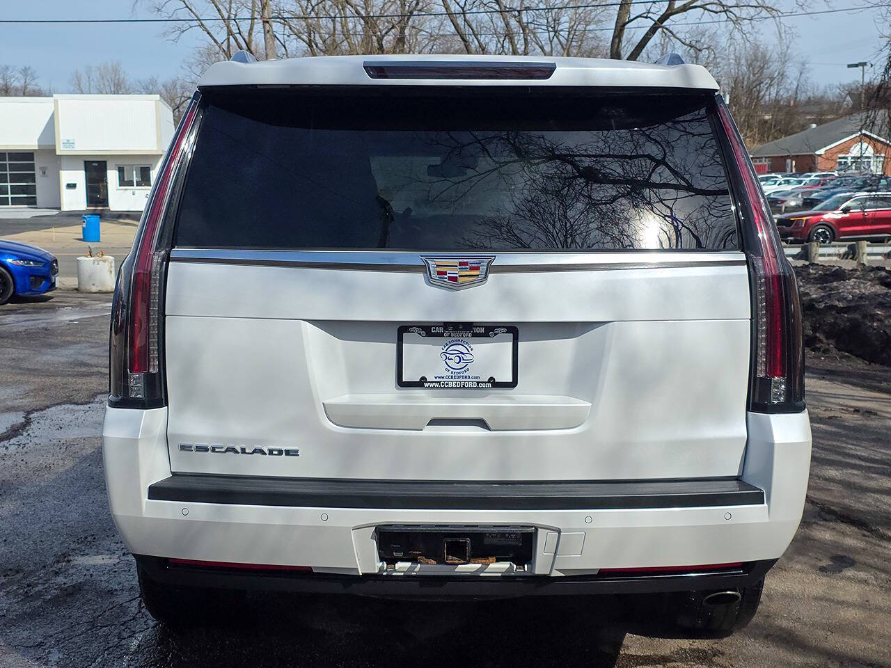 2018 Cadillac Escalade Luxury 4x4 4dr SUV