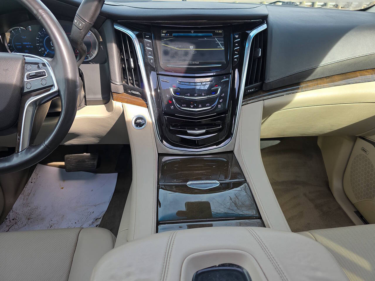 2018 Cadillac Escalade Luxury 4x4 4dr SUV