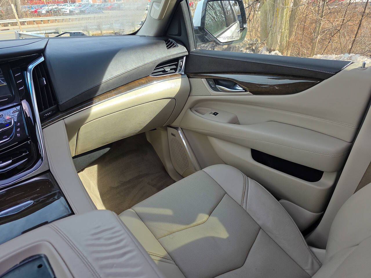 2018 Cadillac Escalade Luxury 4x4 4dr SUV