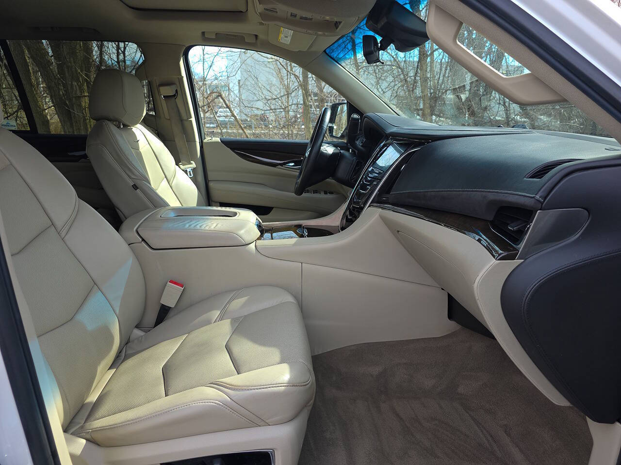 2018 Cadillac Escalade Luxury 4x4 4dr SUV