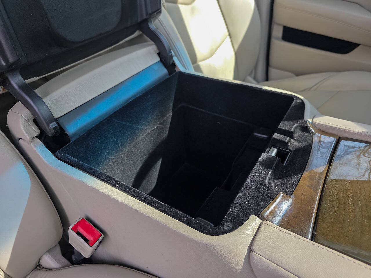 2018 Cadillac Escalade Luxury 4x4 4dr SUV