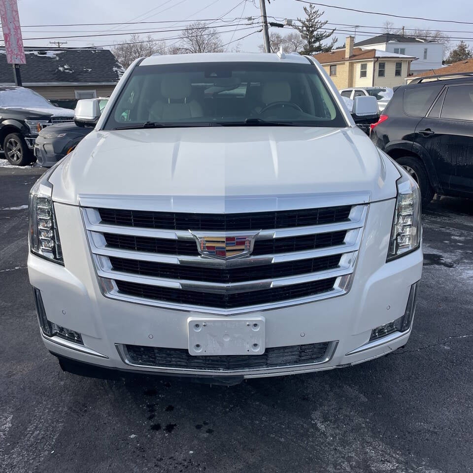 2018 Cadillac Escalade Luxury 4x4 4dr SUV