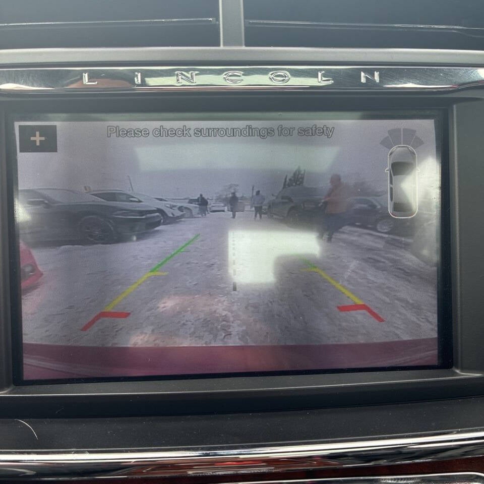 2017 Lincoln Continental Select AWD 4dr Sedan