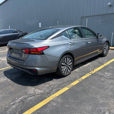 2024 Nissan Altima 2.5 SV 4dr Sedan
