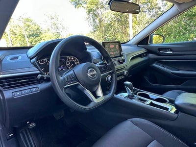 2024 Nissan Altima 2.5 SV 4dr Sedan
