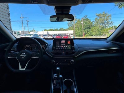 2024 Nissan Altima 2.5 SV 4dr Sedan