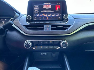 2024 Nissan Altima 2.5 SV 4dr Sedan
