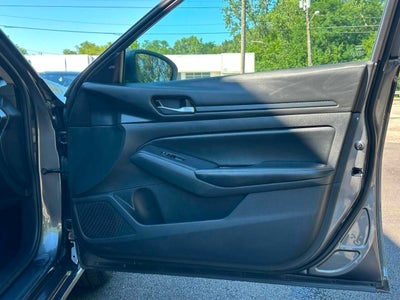 2024 Nissan Altima 2.5 SV 4dr Sedan