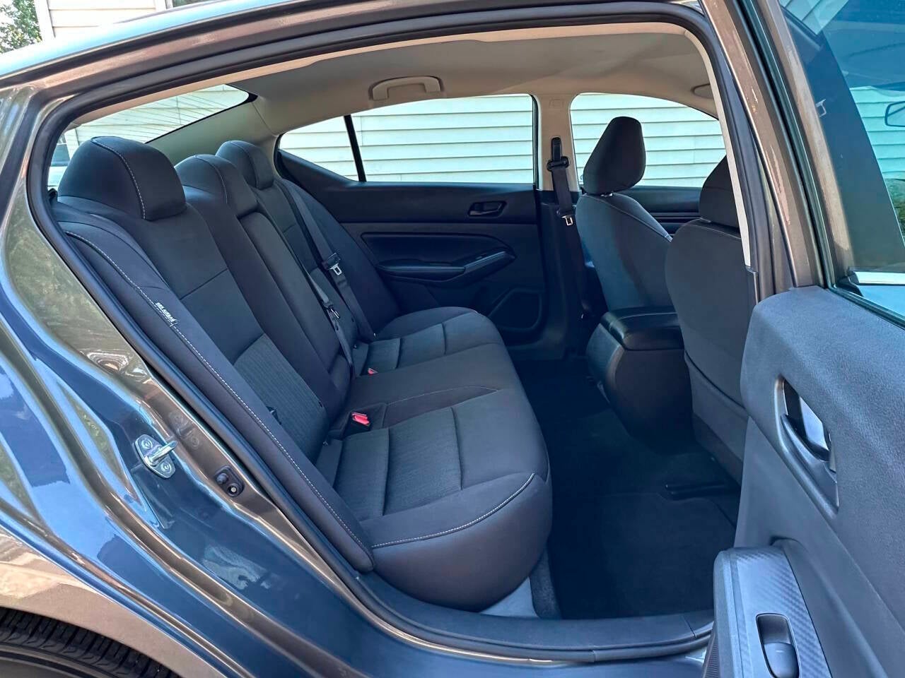 2024 Nissan Altima 2.5 SV 4dr Sedan