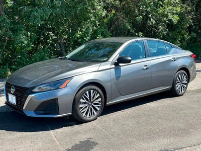 2024 Nissan Altima 2.5 SV 4dr Sedan