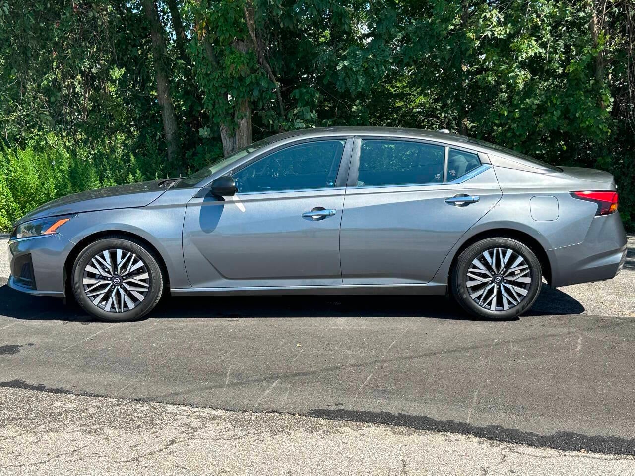 2024 Nissan Altima 2.5 SV 4dr Sedan