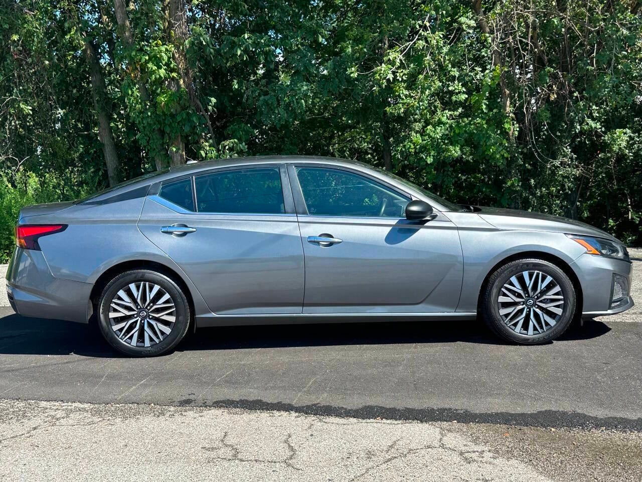 2024 Nissan Altima 2.5 SV 4dr Sedan