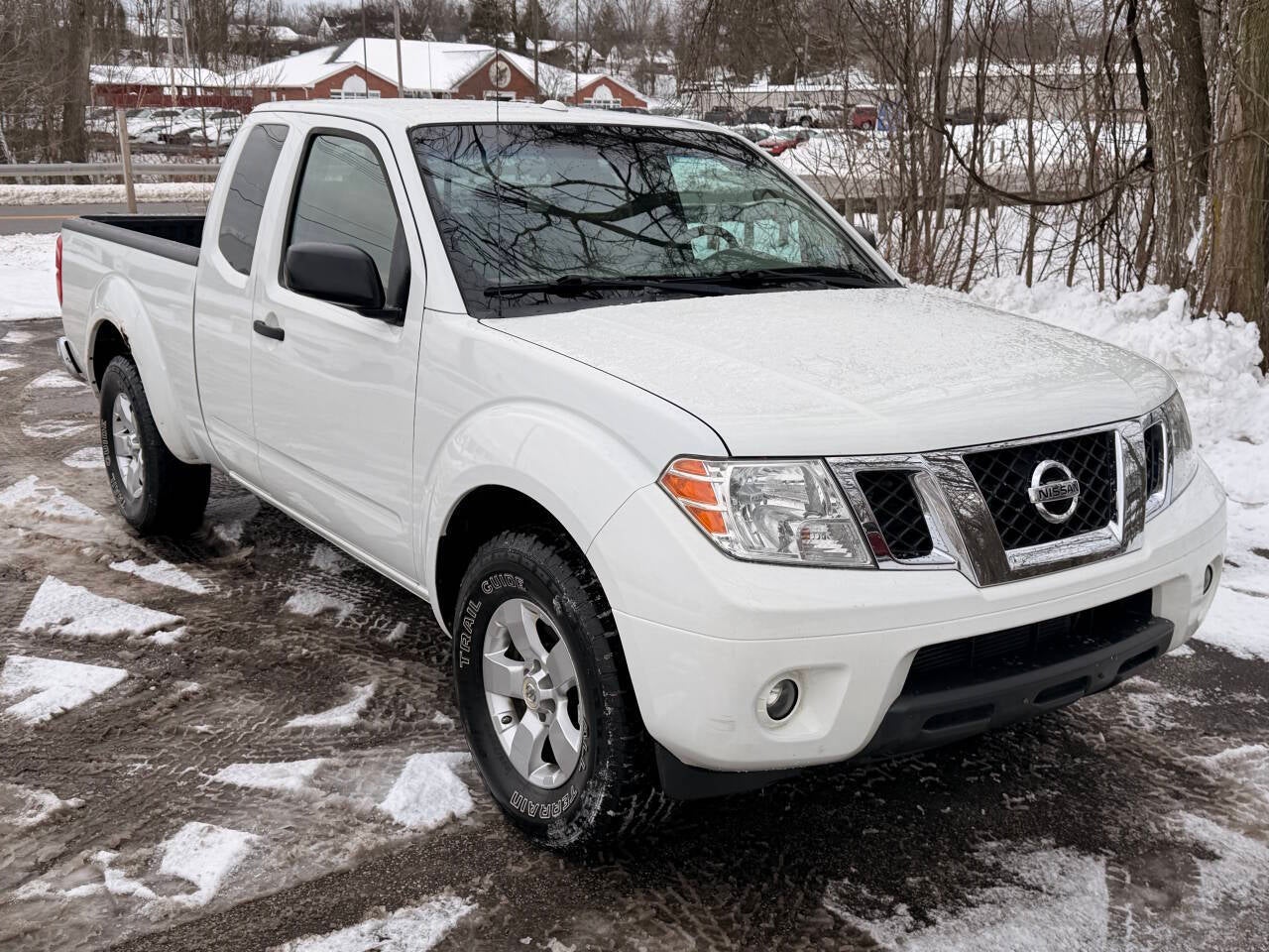 2013 Nissan Frontier SV V6 4x2 4dr King Cab 6.1 ft. SB Pickup 5A
