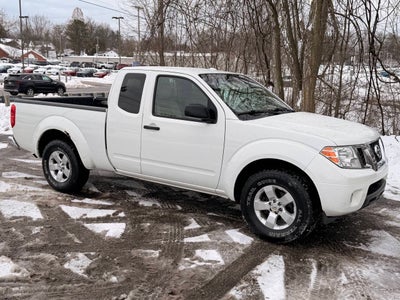 2013 Nissan Frontier SV V6 4x2 4dr King Cab 6.1 ft. SB Pickup 5A