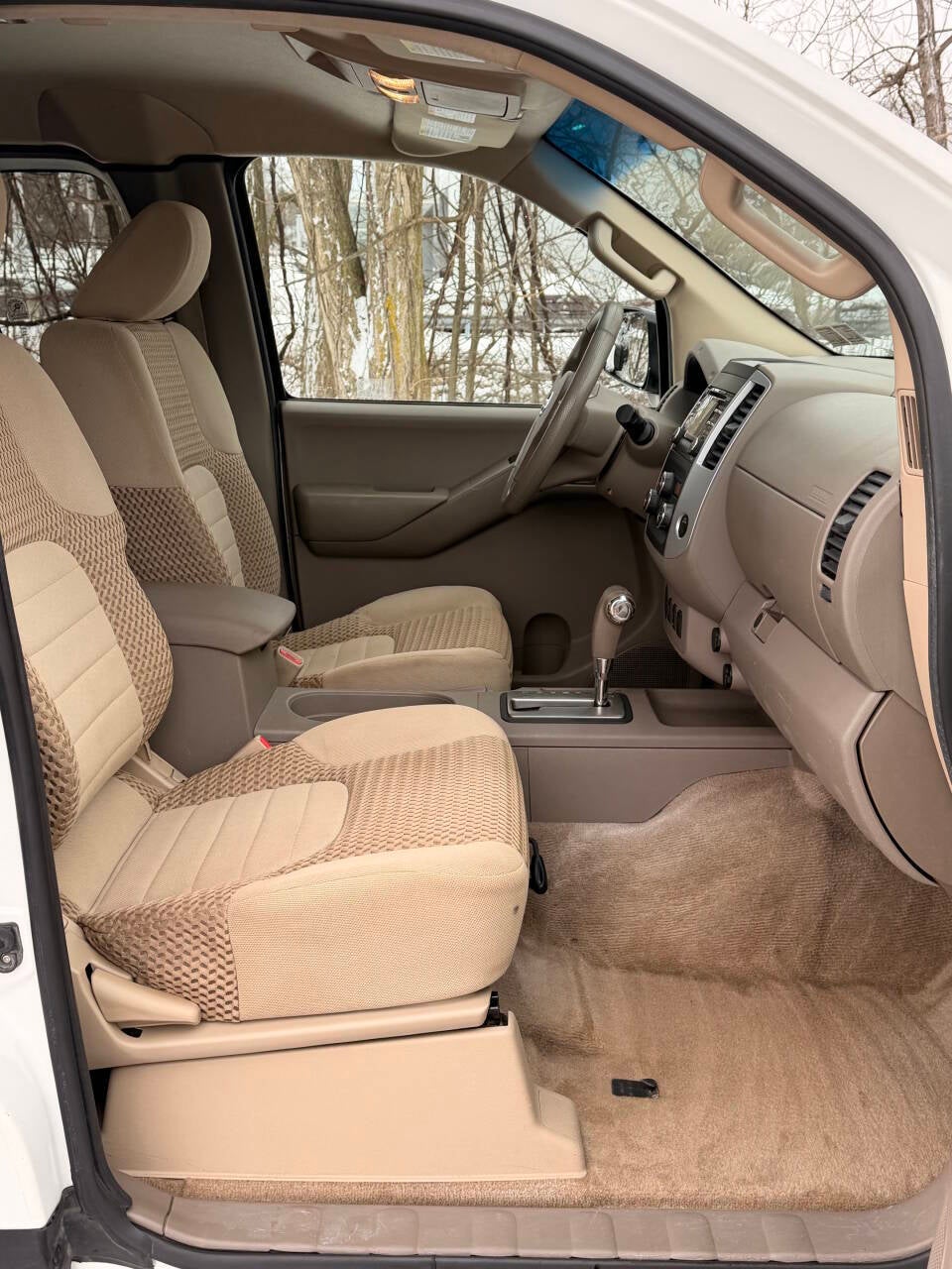 2013 Nissan Frontier SV V6 4x2 4dr King Cab 6.1 ft. SB Pickup 5A