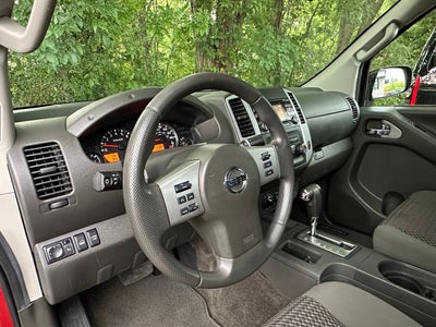 2014 Nissan Frontier SV V6 4x4 4dr King Cab 6.1 ft. SB Pickup 5A