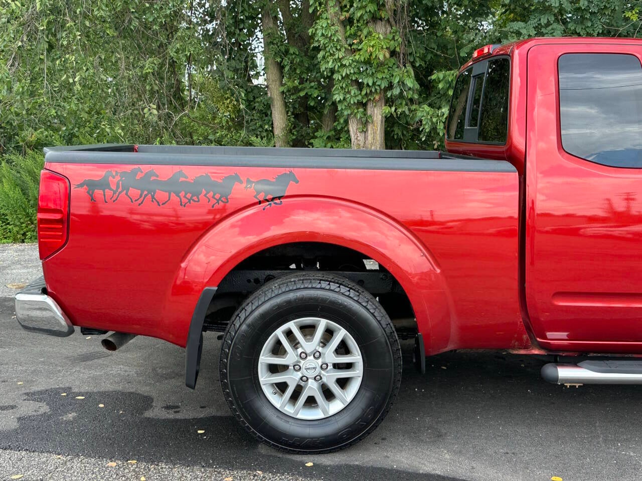 2014 Nissan Frontier SV V6 4x4 4dr King Cab 6.1 ft. SB Pickup 5A