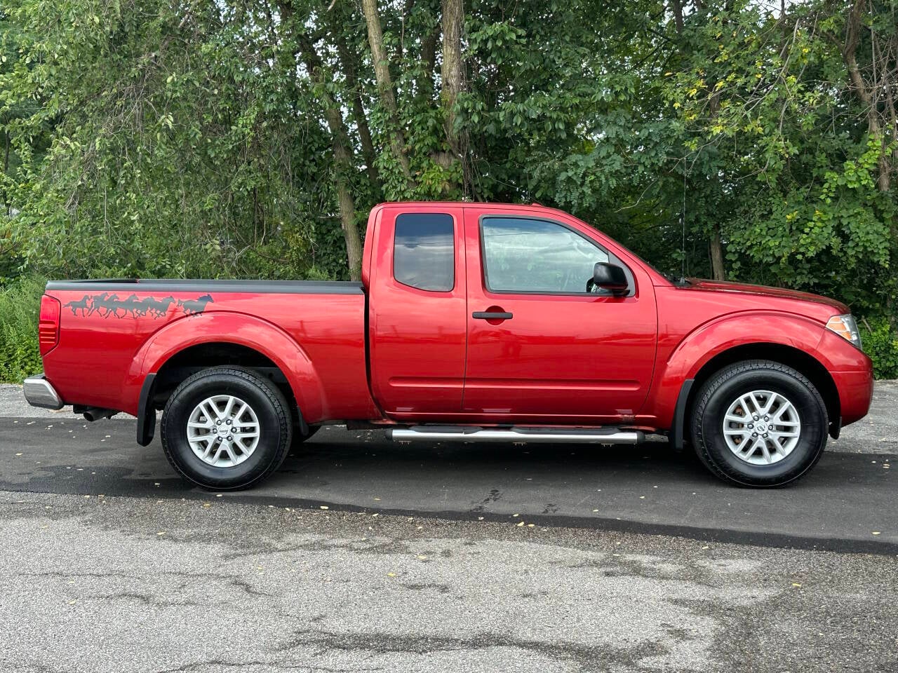 2014 Nissan Frontier SV V6 4x4 4dr King Cab 6.1 ft. SB Pickup 5A