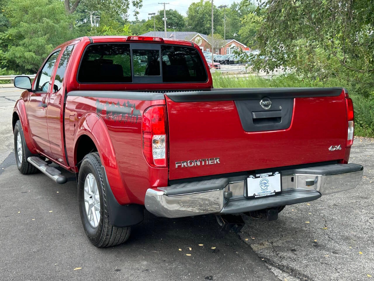 2014 Nissan Frontier SV V6 4x4 4dr King Cab 6.1 ft. SB Pickup 5A