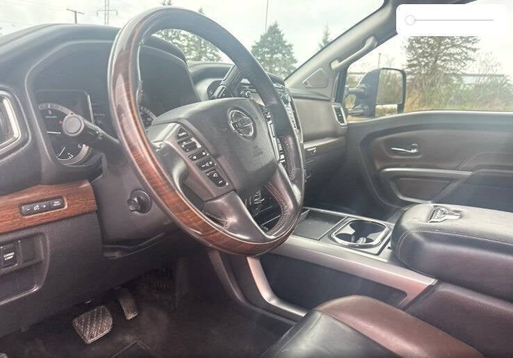 2018 Nissan Titan XD Platinum Reserve 4x4 4dr Crew Cab (Diesel)
