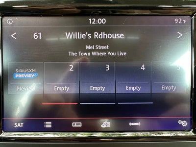 2017 Volkswagen Passat V6 SE 4dr Sedan w/Technology