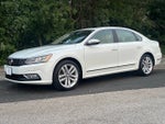 2017 Volkswagen Passat V6 SE 4dr Sedan w/Technology