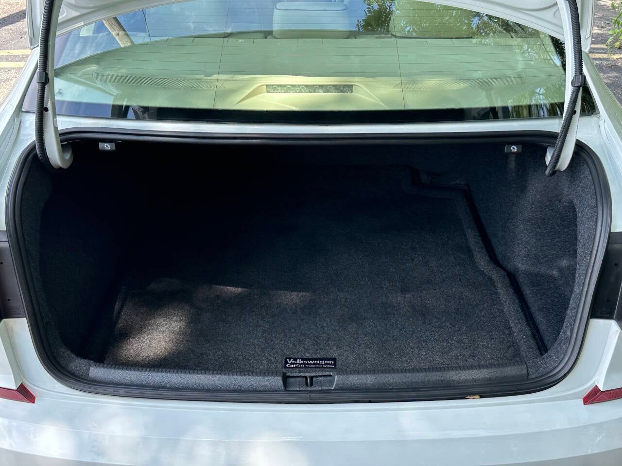 2017 Volkswagen Passat V6 SE 4dr Sedan w/Technology