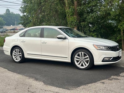 2017 Volkswagen Passat V6 SE 4dr Sedan w/Technology