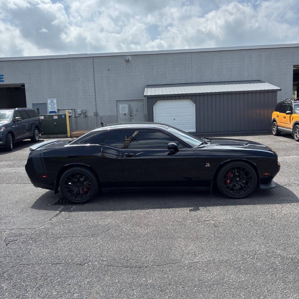 2015 Dodge Challenger R/T Scat Pack Shaker 2dr Coupe