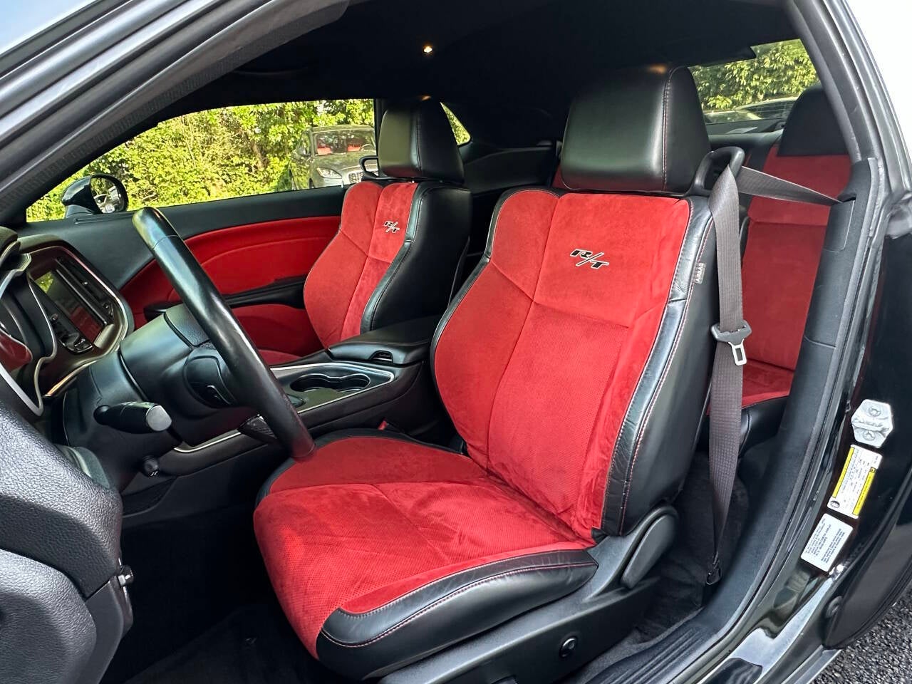2015 Dodge Challenger R/T Scat Pack Shaker 2dr Coupe
