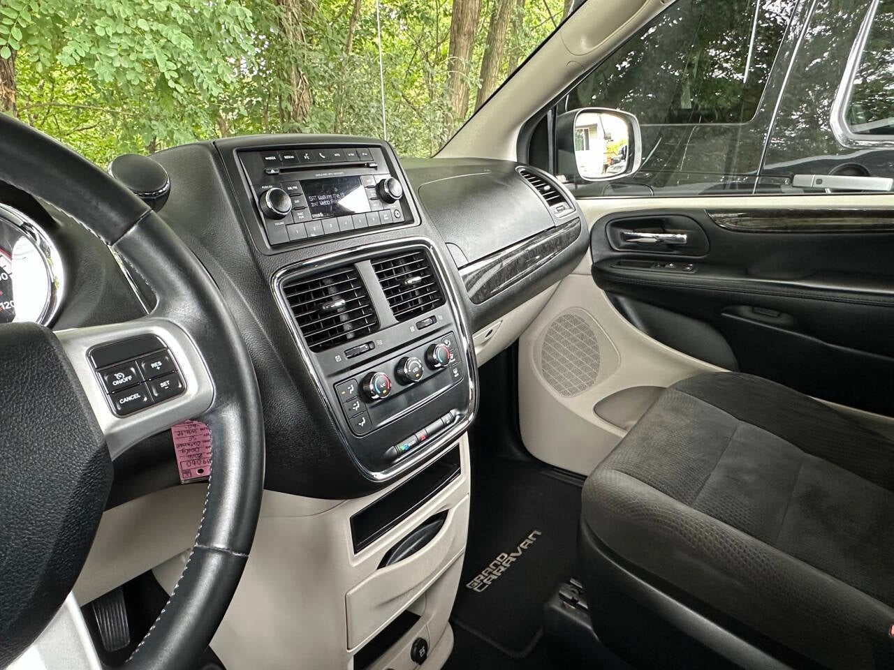 2016 Dodge Grand Caravan American Value Package 4dr Mini Van